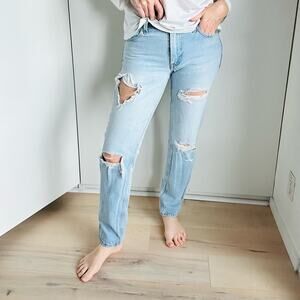 Womens Levi’s 511 Size 30 x 32 Light wash Distressed Straight Leg Jeans